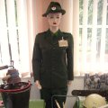 weibliche DDR Uniform